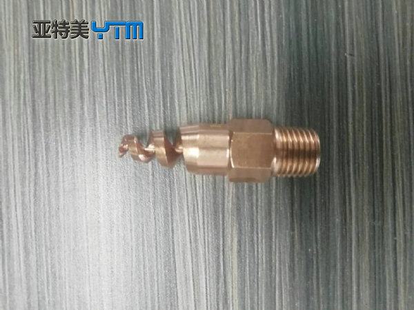 黄铜螺旋喷嘴