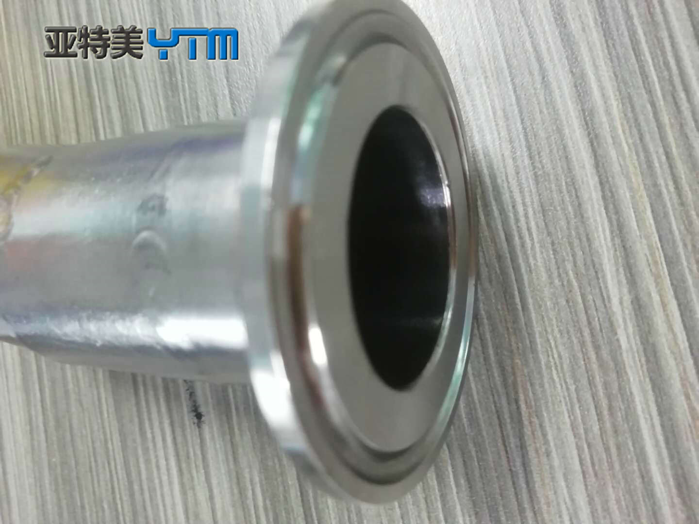 卡盘接口喷头